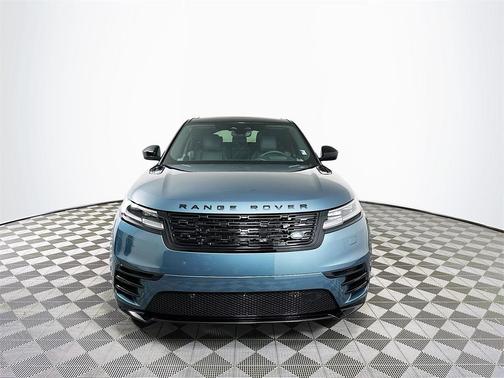 2026 Land Rover Range Rover Velar P250 SE R-Dynamic