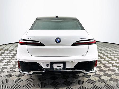 2024 BMW i7 eDrive50