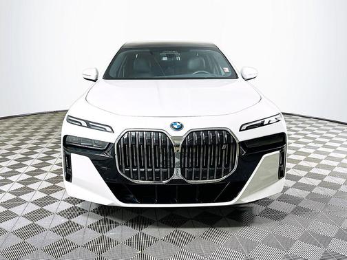 2024 BMW i7 eDrive50