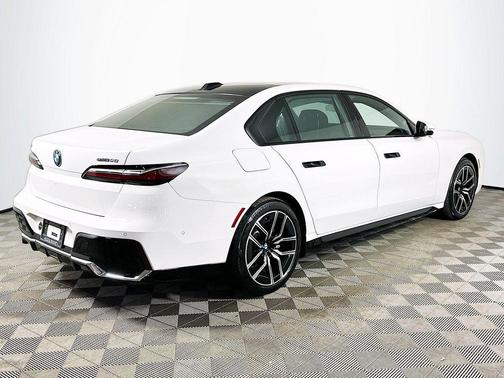 2024 BMW i7 eDrive50