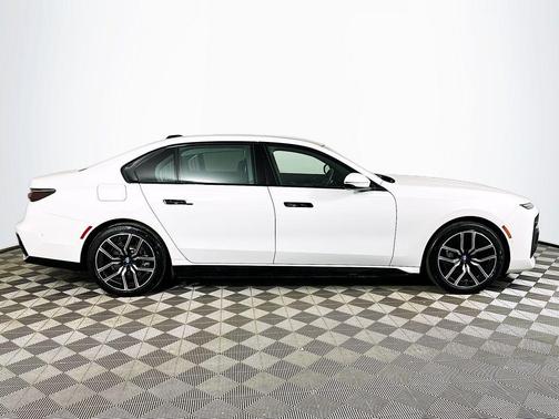 2024 BMW i7 eDrive50