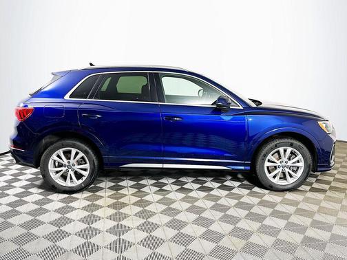 2021 Audi Q3 45 S line Premium
