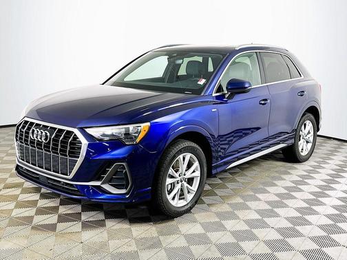 2021 Audi Q3 45 S line Premium