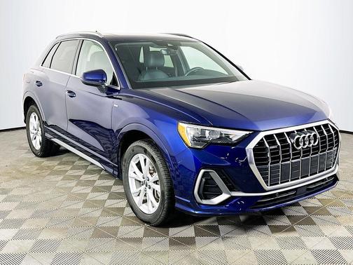 2021 Audi Q3 45 S line Premium