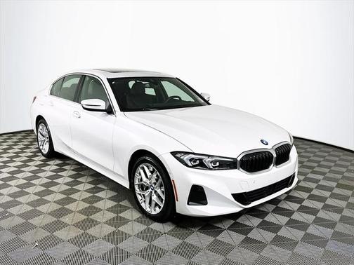 2025 BMW 330 i xDrive