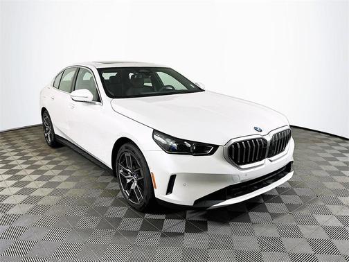 2026 BMW 530 i xDrive