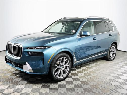 2025 BMW X7 xDrive40i
