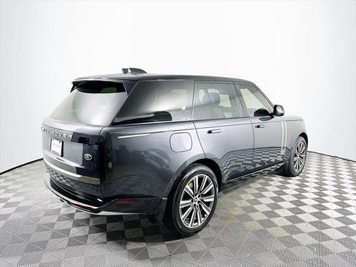 2023 Land Rover Range Rover P440e SE