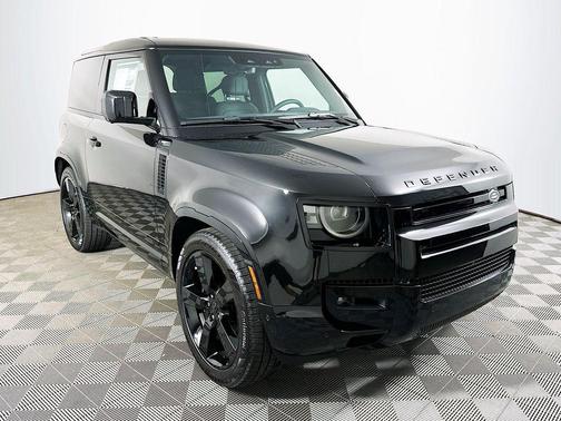 Santorini Black Metallic 2026 Land Rover Defender V8