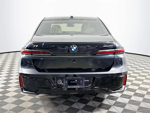 2025 BMW i7 xDrive60