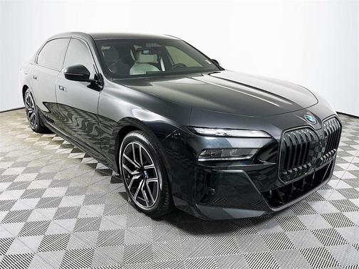 2025 BMW i7 xDrive60