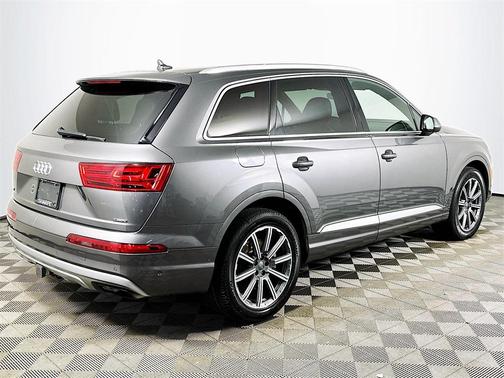 2019 Audi Q7 55 Prestige