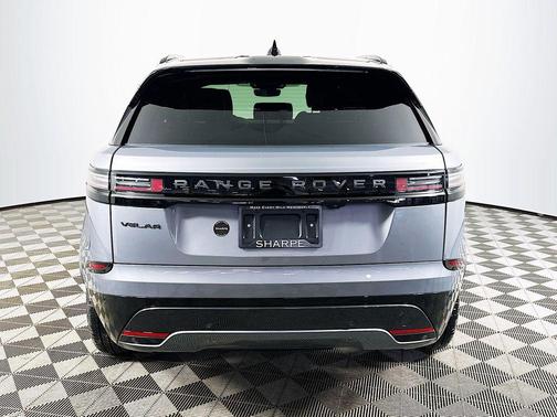 2026 Land Rover Range Rover Velar P250 SE R-Dynamic
