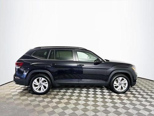 2022 Volkswagen Atlas 3.6L SE w/Technology