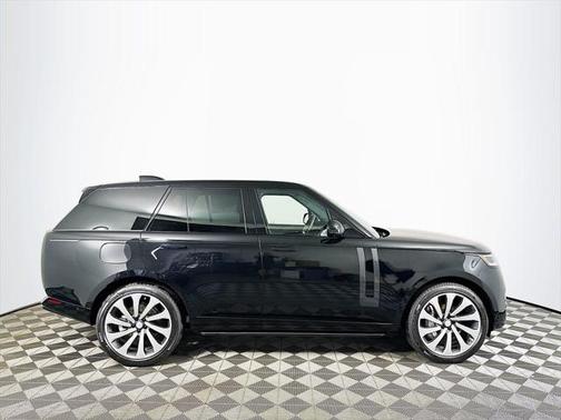 2025 Land Rover Range Rover P400 SE