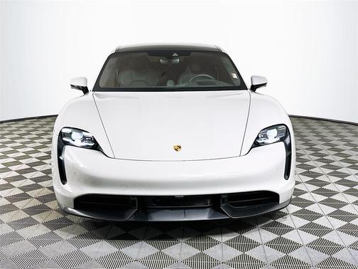 2022 Porsche Taycan Turbo S