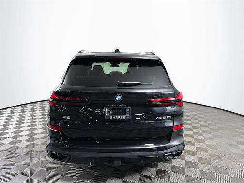 2025 BMW X5 M60i