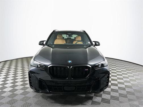 2025 BMW X5 M60i