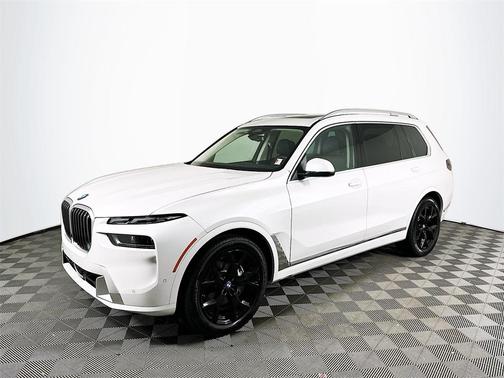 2025 BMW X7 xDrive40i