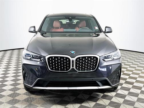 2024 BMW X4 xDrive30i