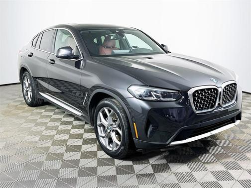 2024 BMW X4 xDrive30i
