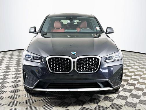 2024 BMW X4 xDrive30i