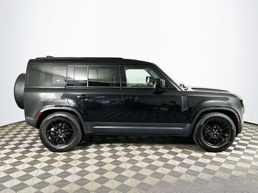 Santorini Black Metallic 2024 Land Rover Defender 110 P300