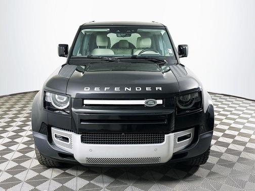 Santorini Black Metallic 2024 Land Rover Defender 110 P300