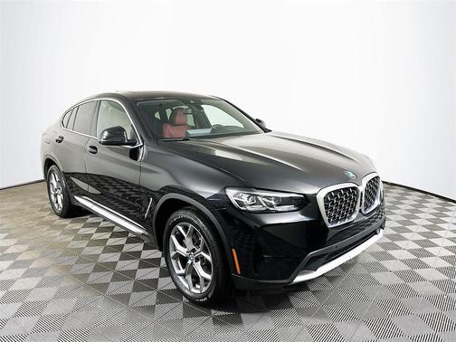 2024 BMW X4 xDrive30i