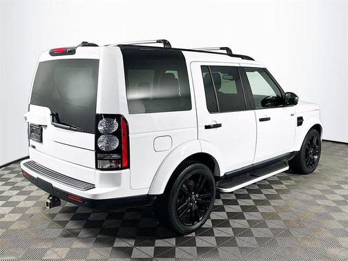 2016 Land Rover LR4 Base