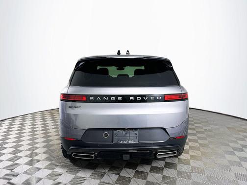 2025 Land Rover Range Rover Sport SE