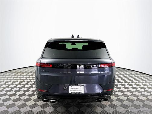 2025 Land Rover Range Rover Sport SE