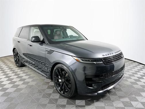 2025 Land Rover Range Rover Sport SE