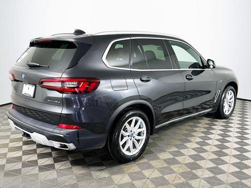 Dark Graphite 2023 BMW X5 PHEV xDrive45e