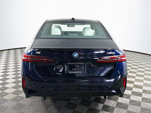 Carbon Black Metallic 2026 BMW i5 M60