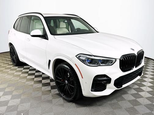Alpine White 2022 BMW X5 M50i