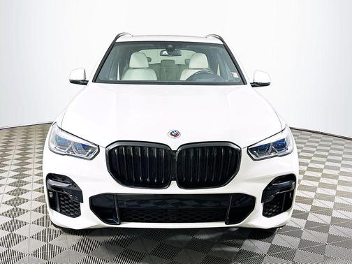 Alpine White 2022 BMW X5 M50i