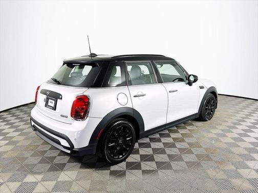 2023 MINI Hardtop Cooper