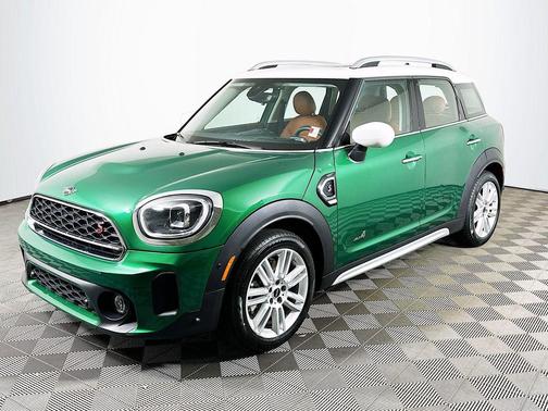 British Racing Green 2024 MINI Countryman Cooper S ALL4