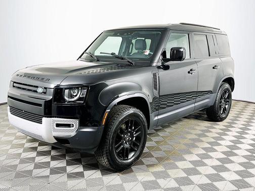 2025 Land Rover Defender 110 P300