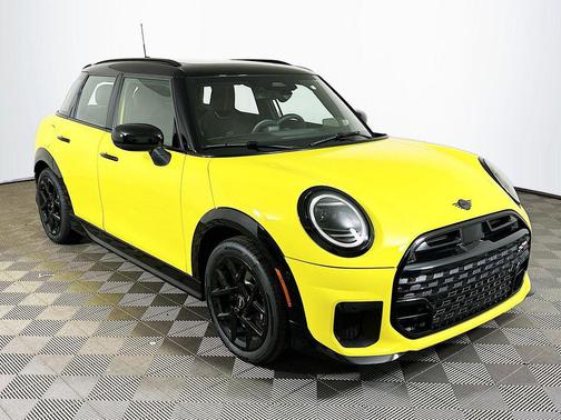 Sunny Side Yellow 2026 MINI Hardtop Cooper S