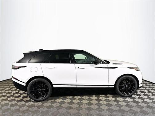 2026 Land Rover Range Rover Velar P250 SE R-Dynamic