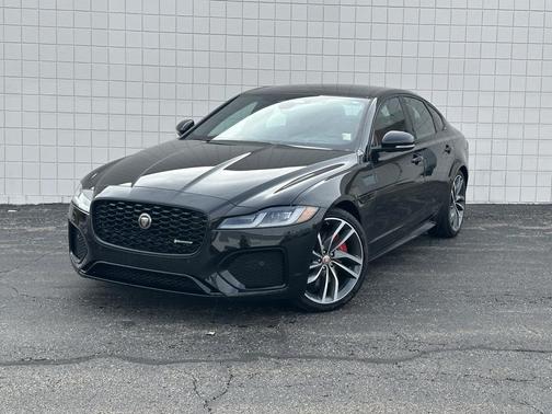 2022 Jaguar XF R-Dynamic SE P300 AWD Automatic