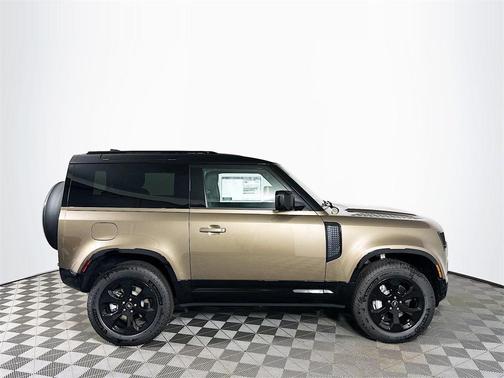2025 Land Rover Defender 90 P400 X-Dynamic SE