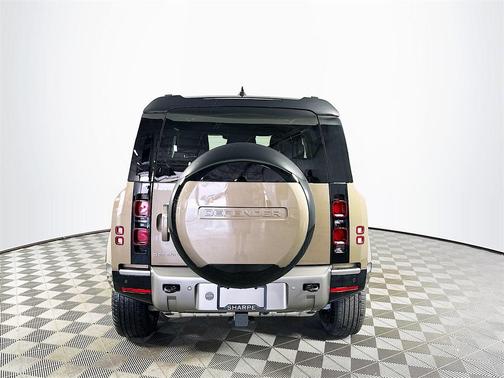 2025 Land Rover Defender 90 P400 X-Dynamic SE