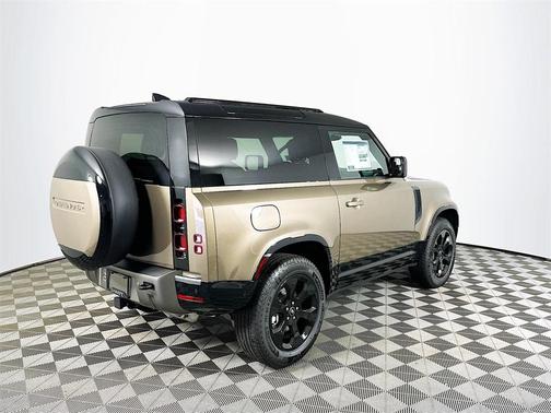 2025 Land Rover Defender 90 P400 X-Dynamic SE