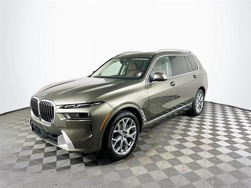 2025 BMW X7 xDrive40i