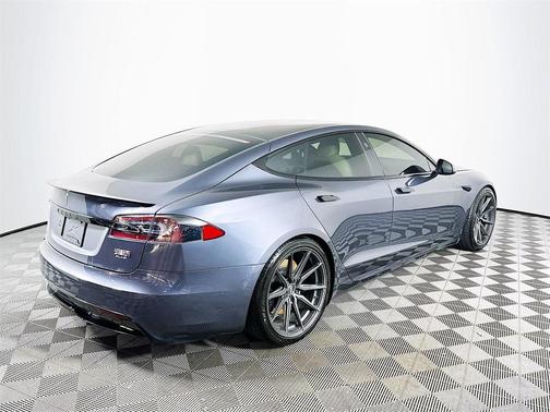 2021 Tesla Model S Plaid