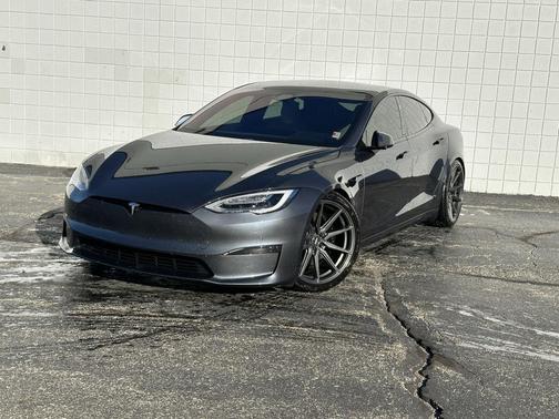 2021 Tesla Model S Plaid