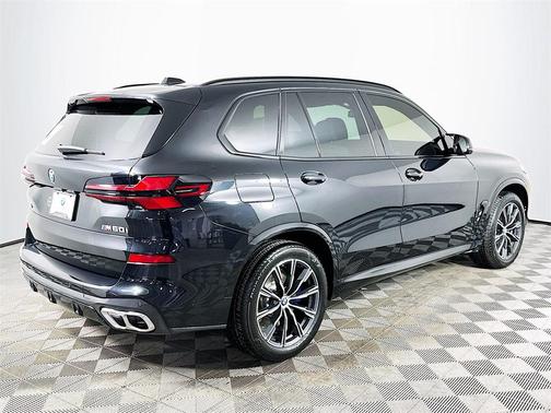 2025 BMW X5 M60i